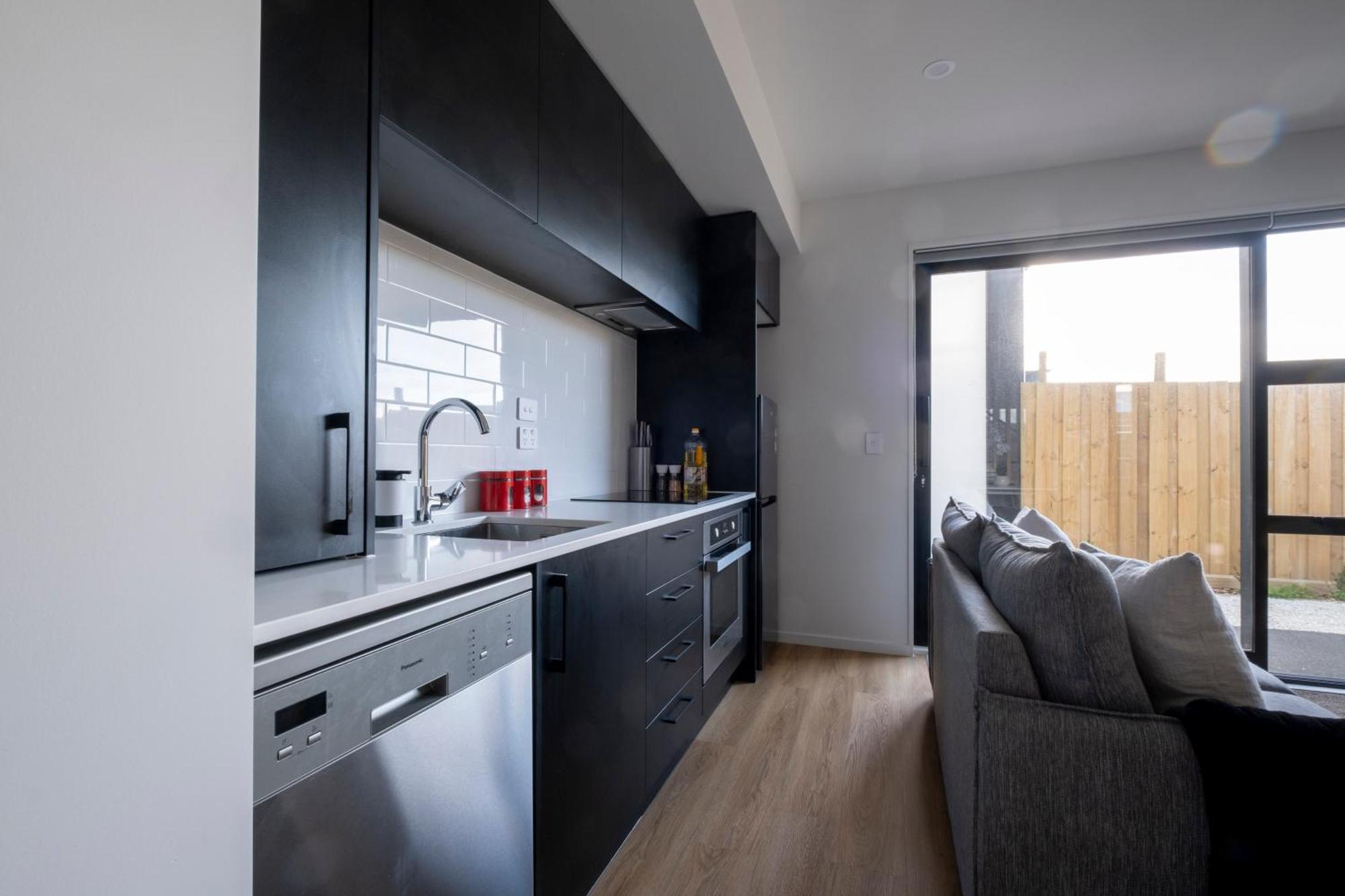 Luxury 2 Bed Townhome In Cbd Christchurch Exterior photo