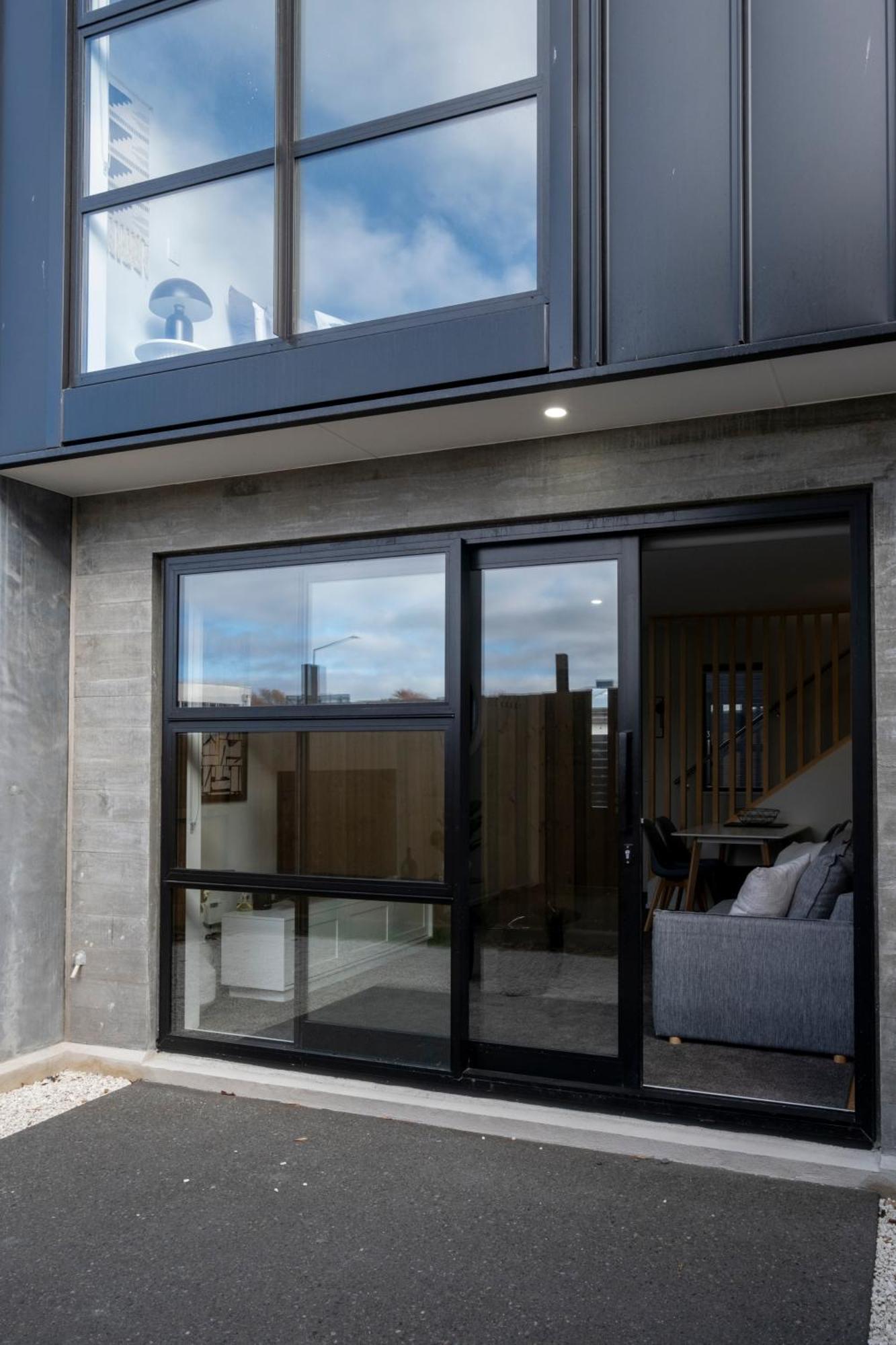 Luxury 2 Bed Townhome In Cbd Christchurch Exterior photo