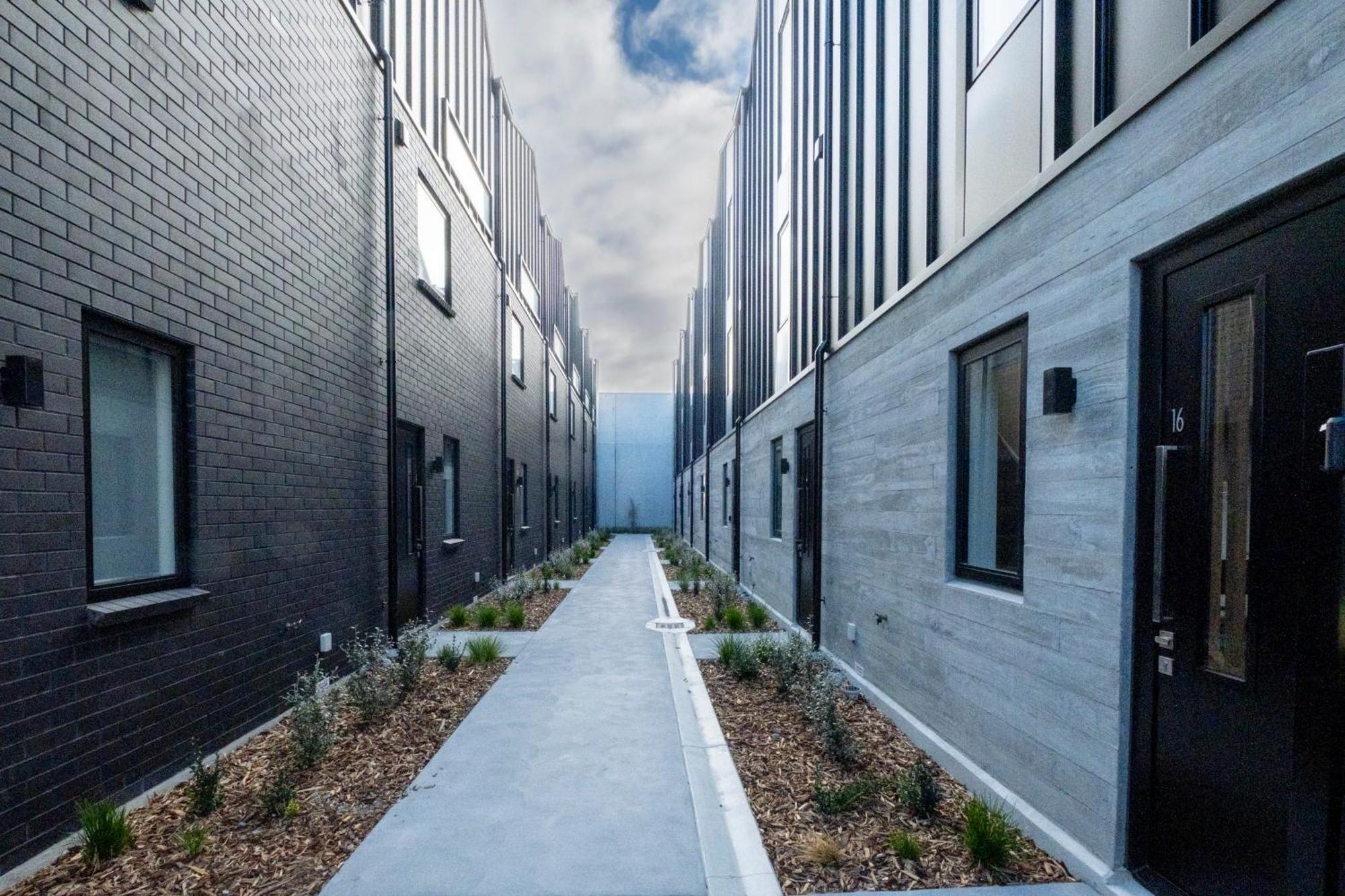 Luxury 2 Bed Townhome In Cbd Christchurch Exterior photo